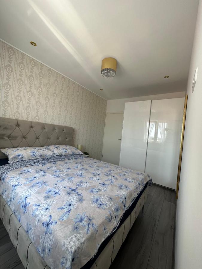 Bellevue Apartment Crikvenica Exterior photo